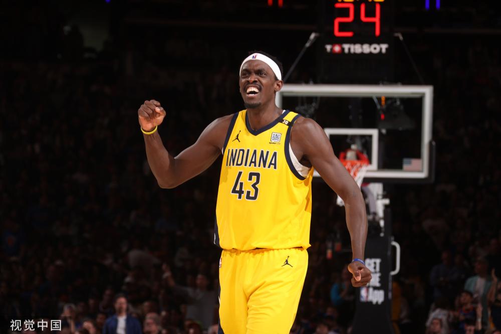 多名球员参 多名球员参