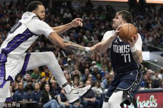 包括场地 包括场地